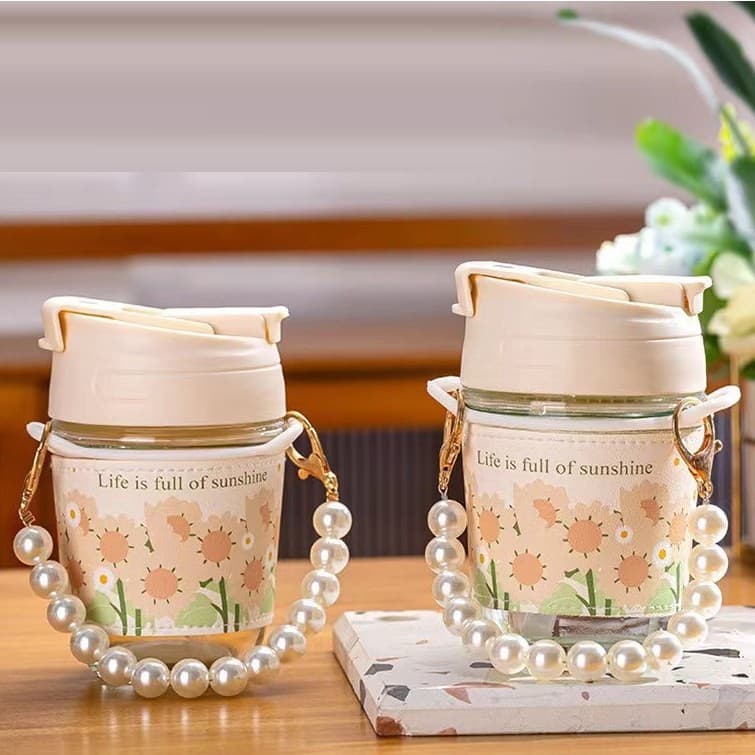 Cốc nước thủy cầm tay họa tiết hoa nhí, bình nước thủy tinh có bao da dung tích 350ml, bình nước cute cho phái nữ lá tre