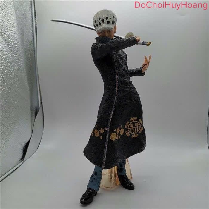 Mô hình tượng nhân vật Law dáng đứng 27cm One Piece
