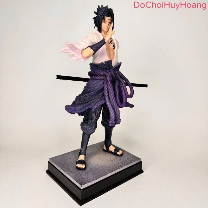 Mô hình tượng nhân vật Uchiha Sasuke Akatsuki đế đen 30cm